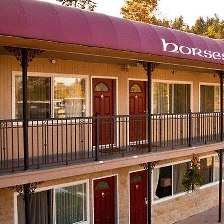 The Classic Horseshoe Bay Motel 웨스트 밴쿠버 외부 사진